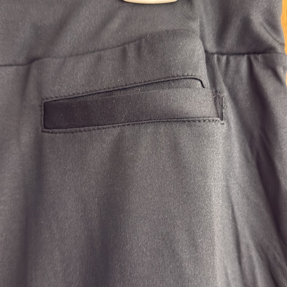 NWT Tail Skort. Size Large - Picture 6 of 10